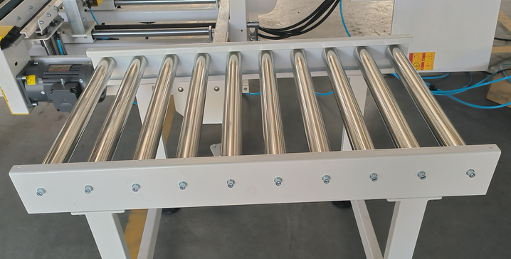  滚筒输送线的动力款和无动力款有什么区别？